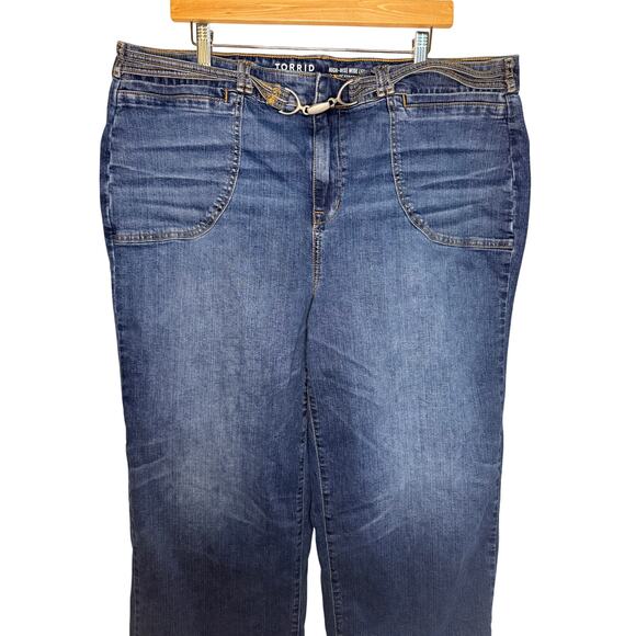 Torrid High-Rise Wide Leg Vintage Stretch Jeans Women’s Sz 20 Short Blue Denim - Picture 7 of 14